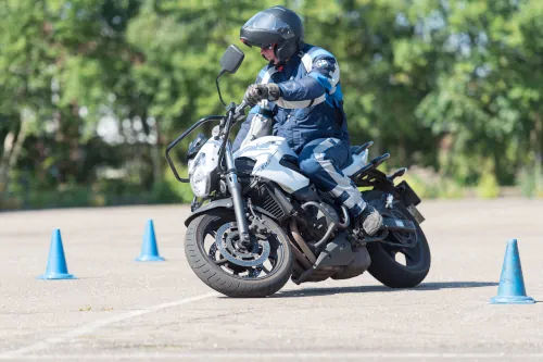 Motorrijbewijspoint Barendrecht motor rijtest